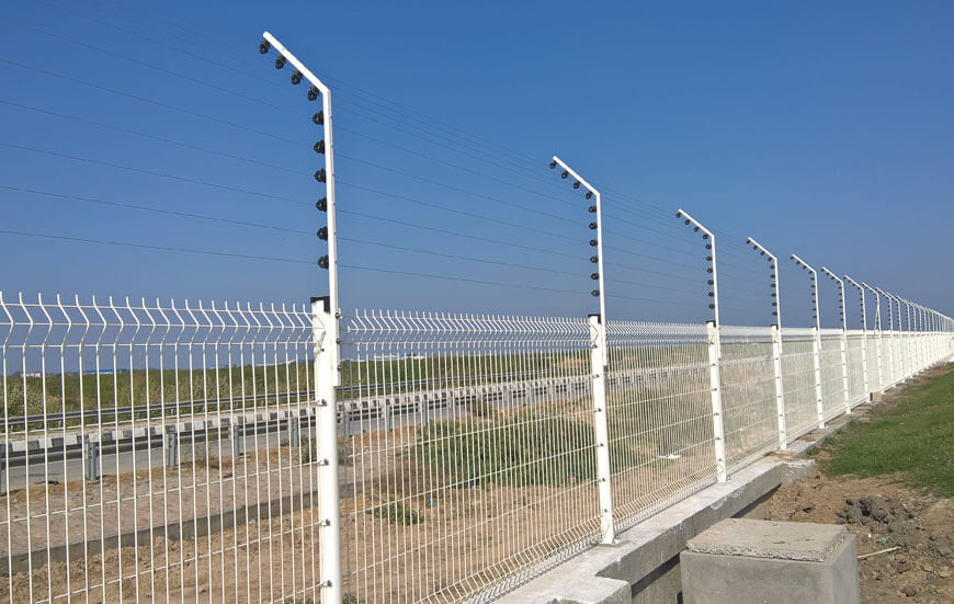 Fence-Top-Electric-Fence