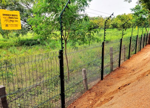 Fence-Top-Electric-Fence